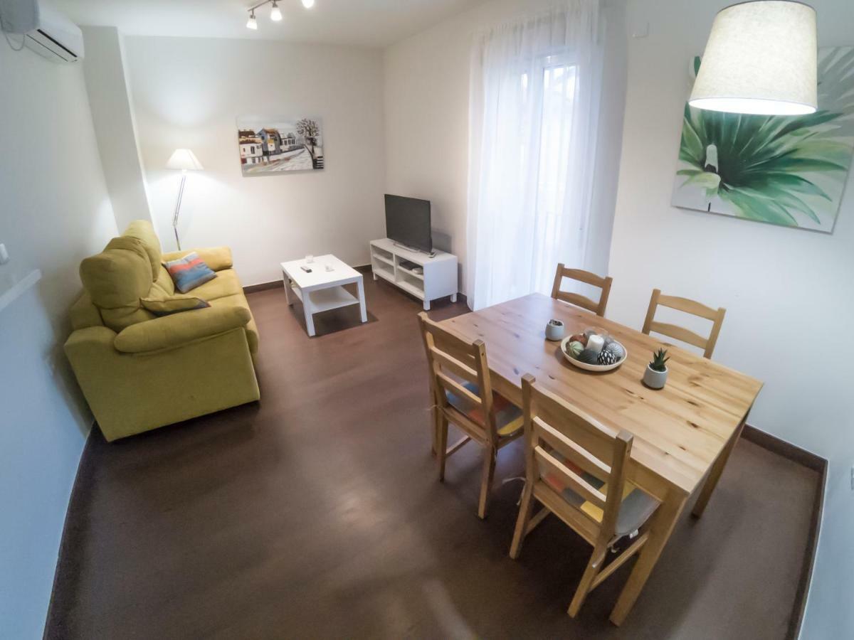 Apartamento Los Azahares Seville Exterior photo